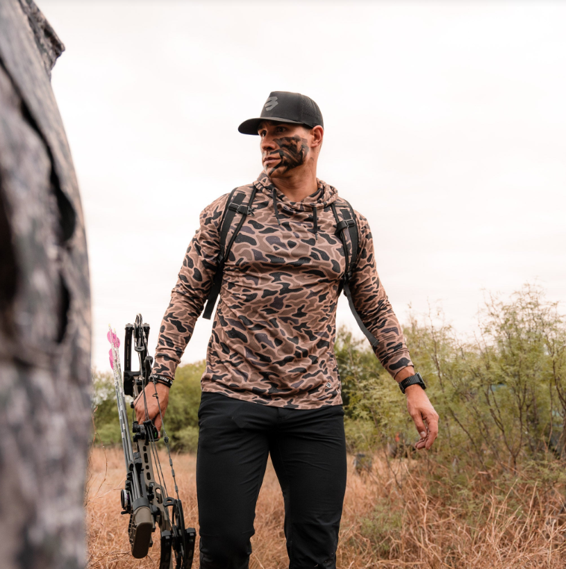 PERFORMANCE HOODIE / Guage Camo